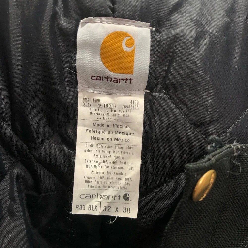 Carhartt Black insulated work overalls. 32 x 30. Some flaws. - Picture 4 of 11